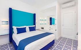 Blue Splendor Sorrento Apartment